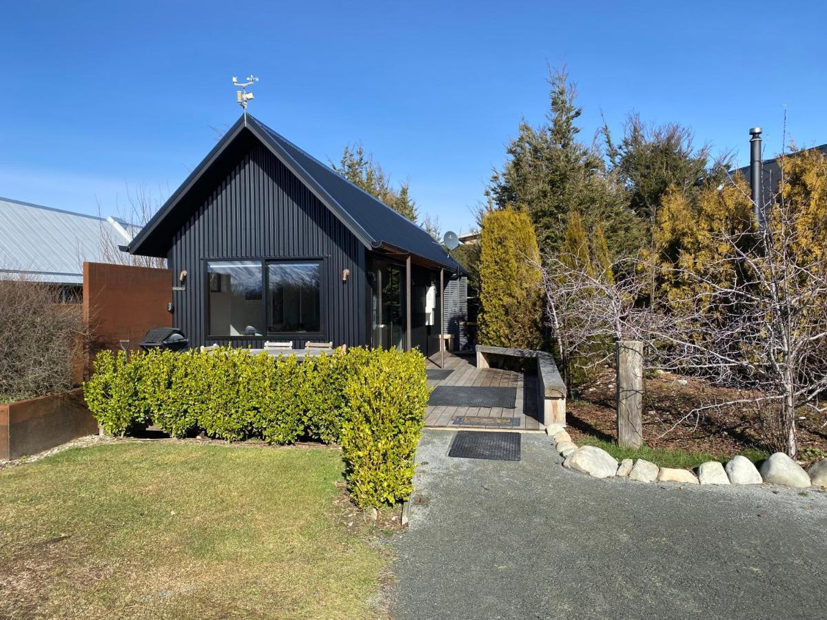 Black Beech House With Stunning Outdoor Bath Lake Tekapo Eksteriør bilde